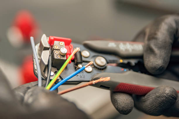 Best Affordable Electrician  in Cave Spring, VA